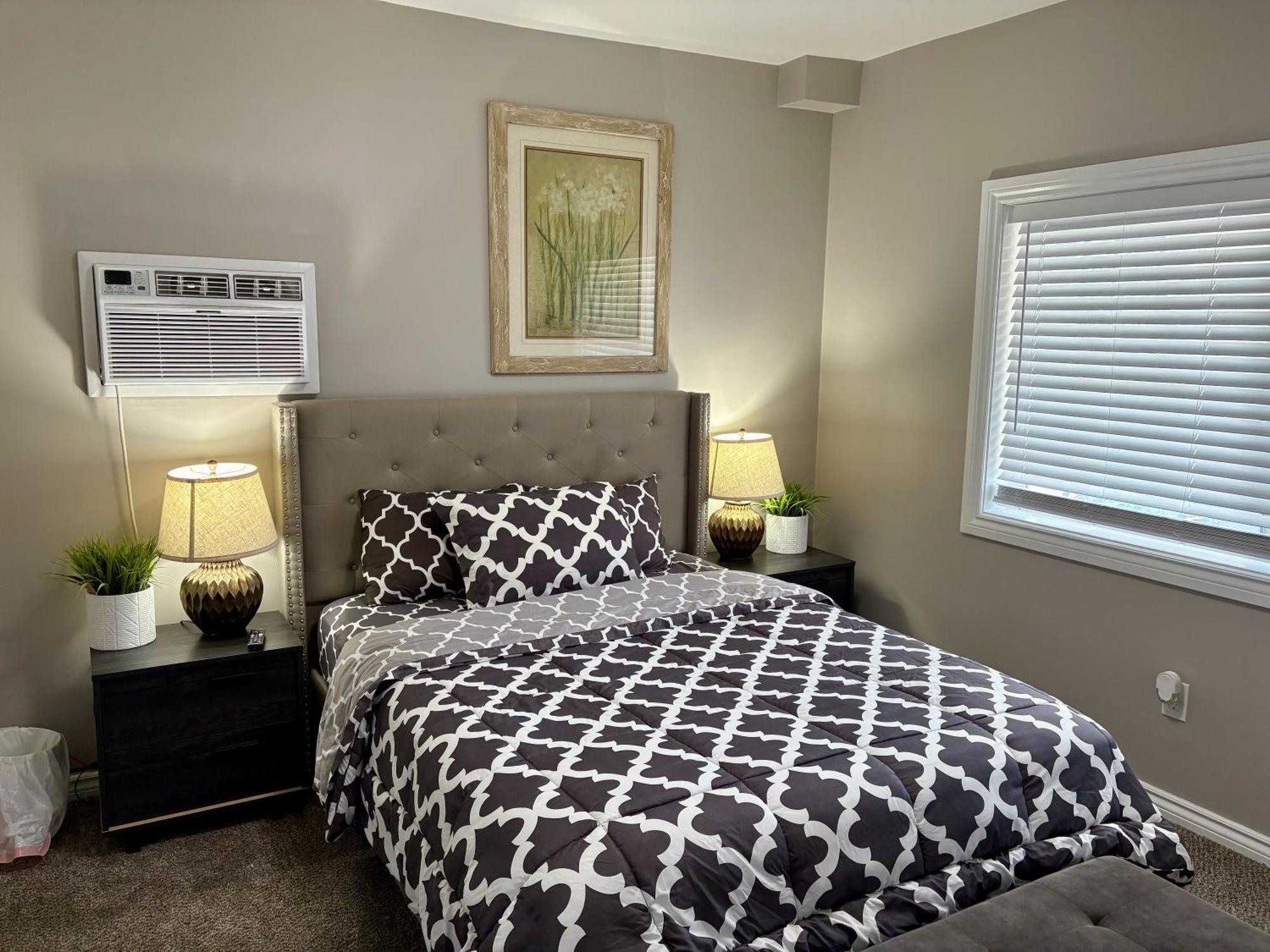 Nice And Cozy Whole House 25min To Niagara Falls Apartment *