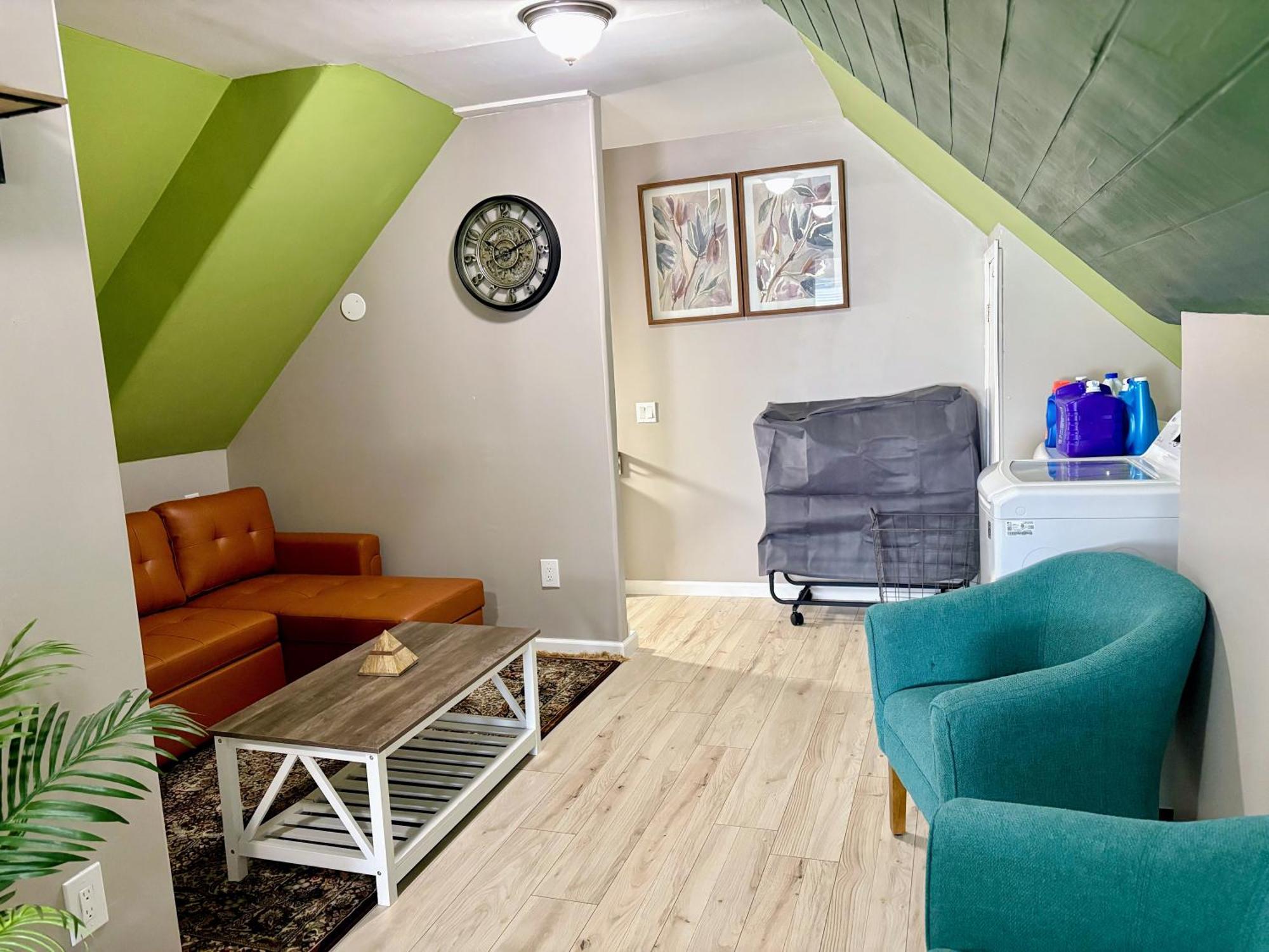 Nice And Cozy Whole House 25min To Niagara Falls Apartment Buffalo