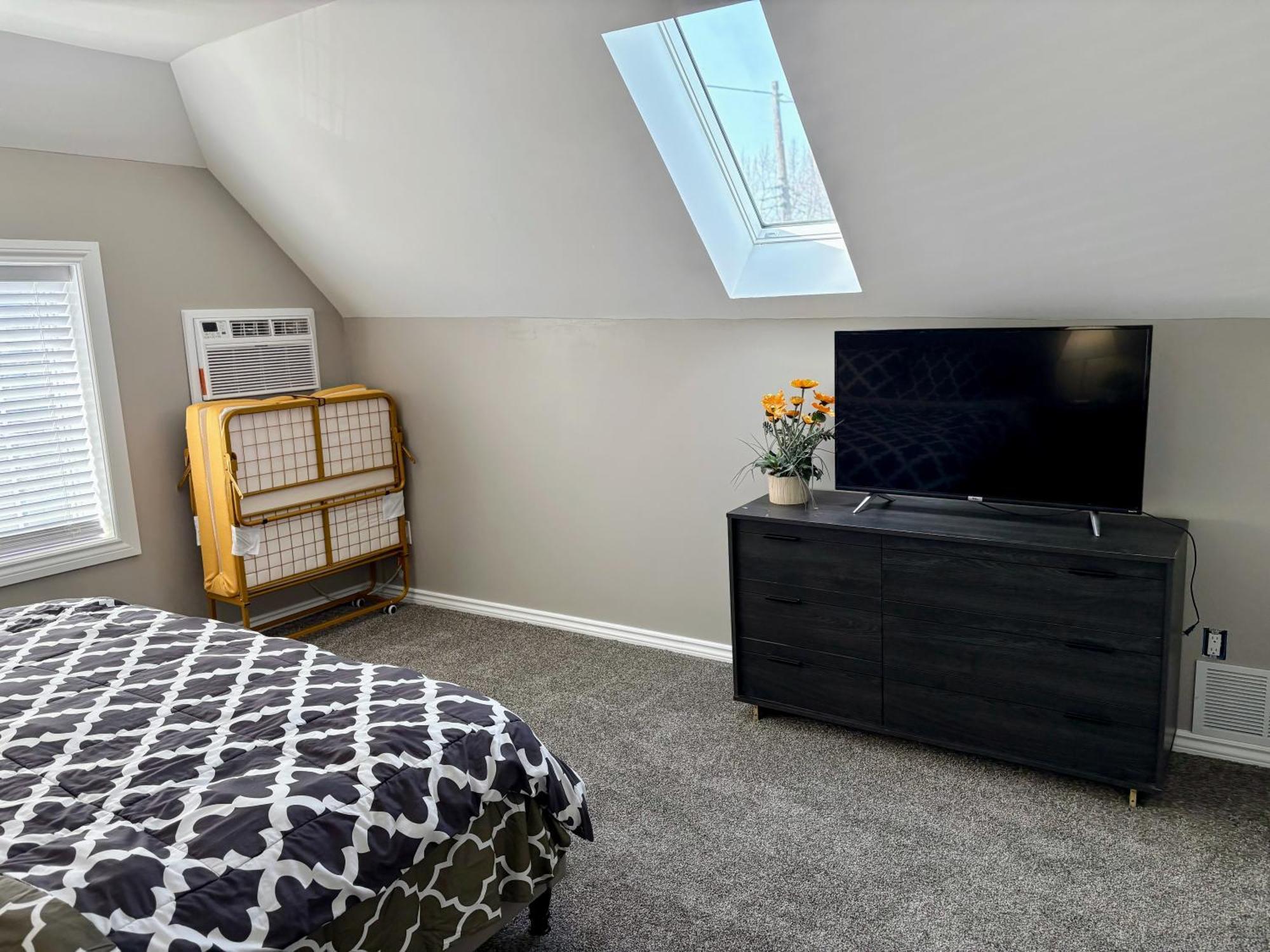 Nice And Cozy Whole House 25min To Niagara Falls *