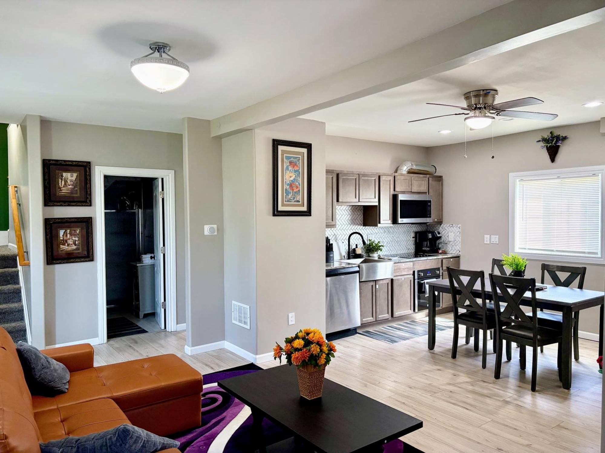Nice And Cozy Whole House 25min To Niagara Falls Apartment